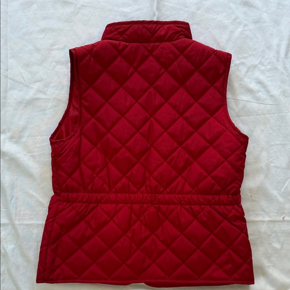 St. John's Bay Red Quilted Vest with Gold Zipper - Picture 4 of 4